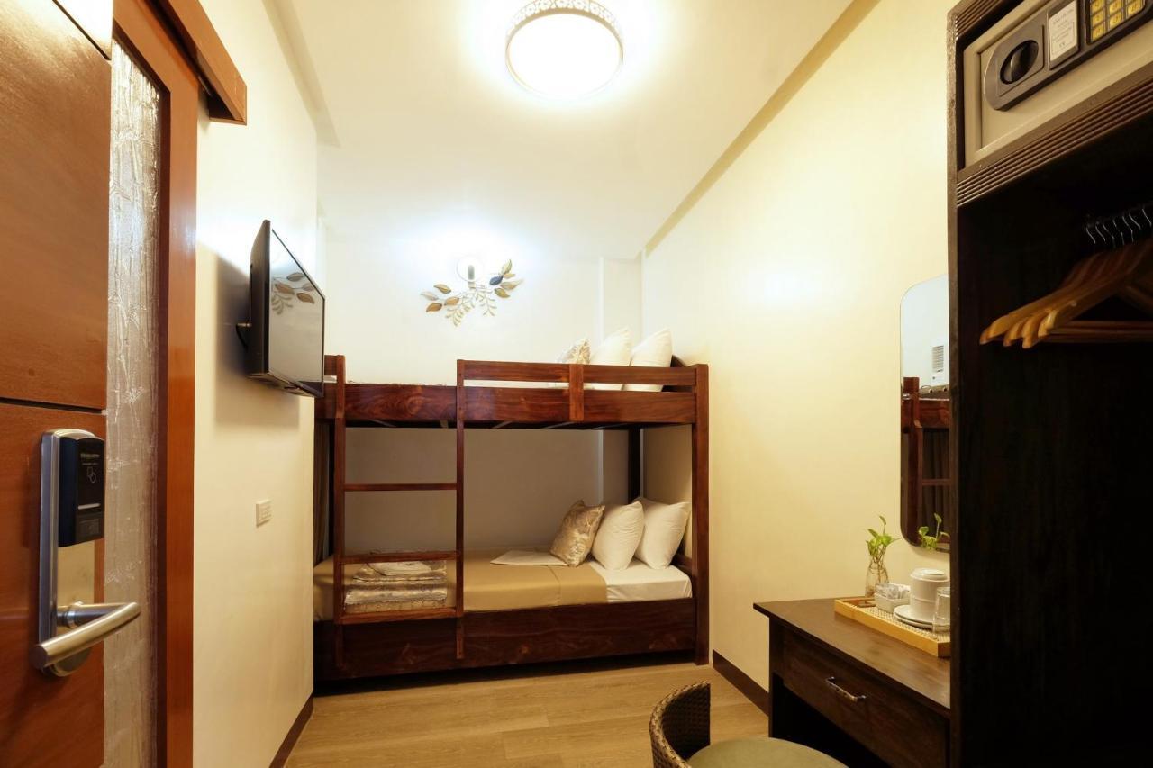 Jai-Cob'S Suites Корон Екстериор снимка